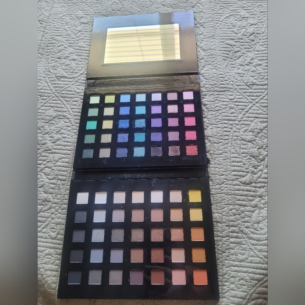 Sephora Colour Anthology Eyeshadow Pallette